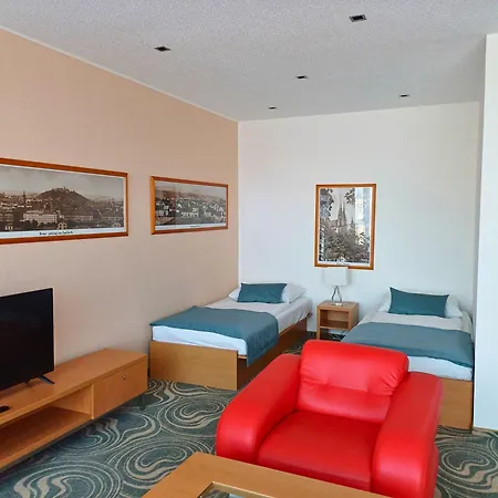 Hotel Avanti 4*