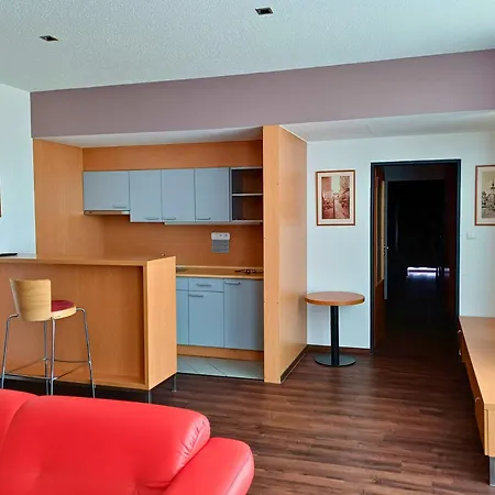 Avanti Hotel 4*