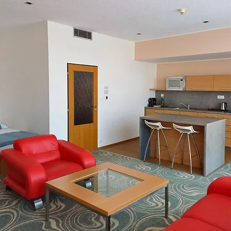 Hotel Avanti 4*